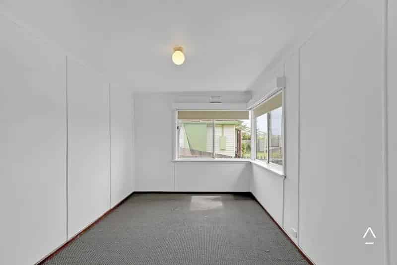 House For Lease - 36 Hargrave Crescent, Mayfield TAS 7248