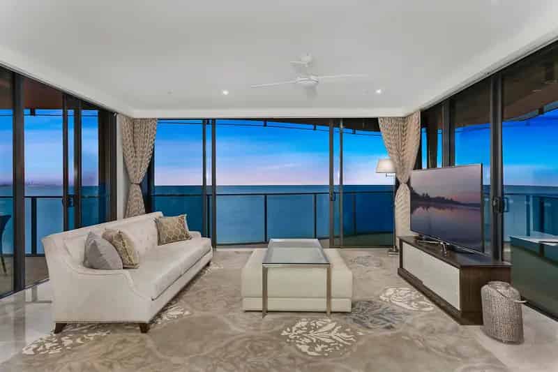 Buy block of units in Southern Gold Coast with luxury features