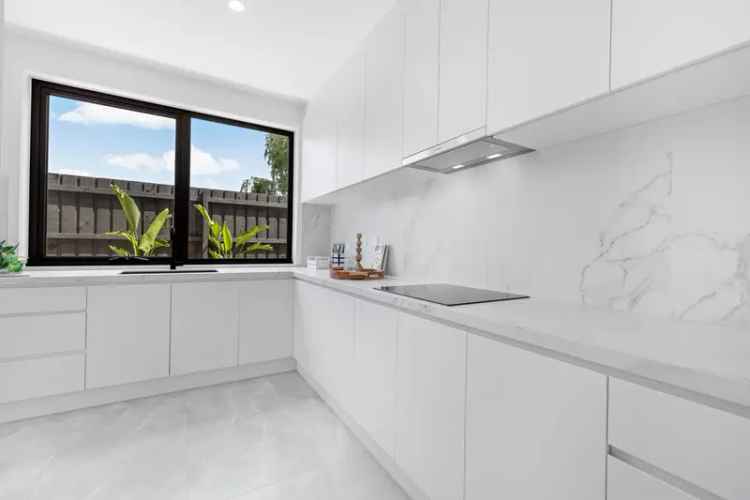 Grand Family Luxury in the Heart of Wantirna South