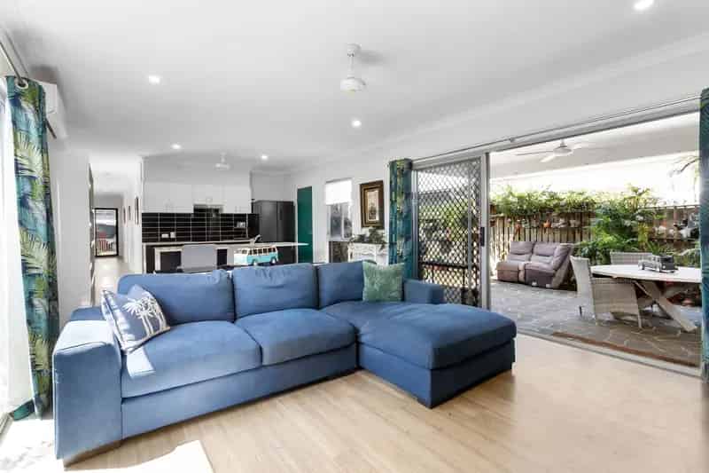 Buy Contemporary Home in Moreton Downs with Low Maintenance Features