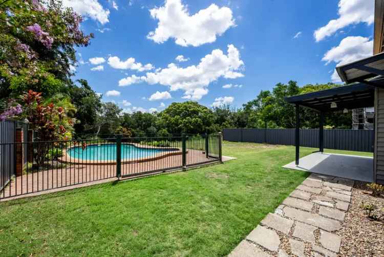 Gorgeous Queenslander 3-Bedroom Home on 1454sqm Block