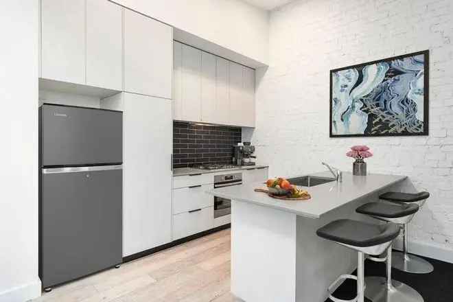 House For Sale in Melbourne, Victoria