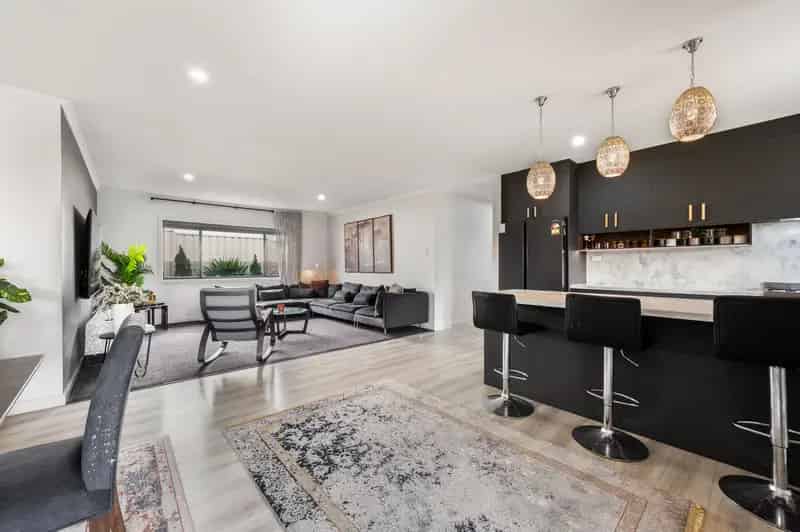 Spacious, Stylish, and Ready to Entertain: Modern Family Home