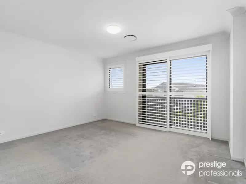 1 room house of 252 m² in Sydney