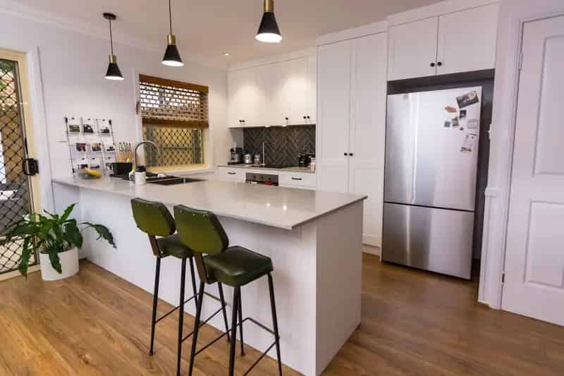 Stunning Freestanding Townhouse
