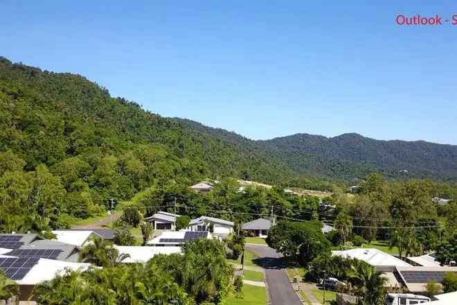 Cannonvale Country Road Dream Home Block