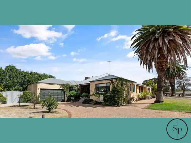 House For Sale , Shire of Murray, Western Australia