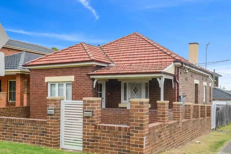 Real Estate For Lease - 10 Bertram Street - Mortlake , NSW