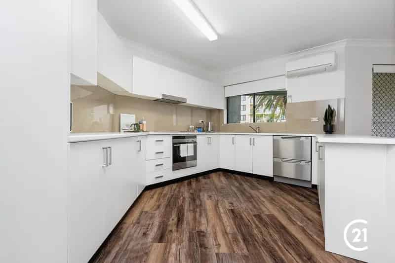 Unit for Sale in The Entrance with 2 Bedrooms and Modern Features