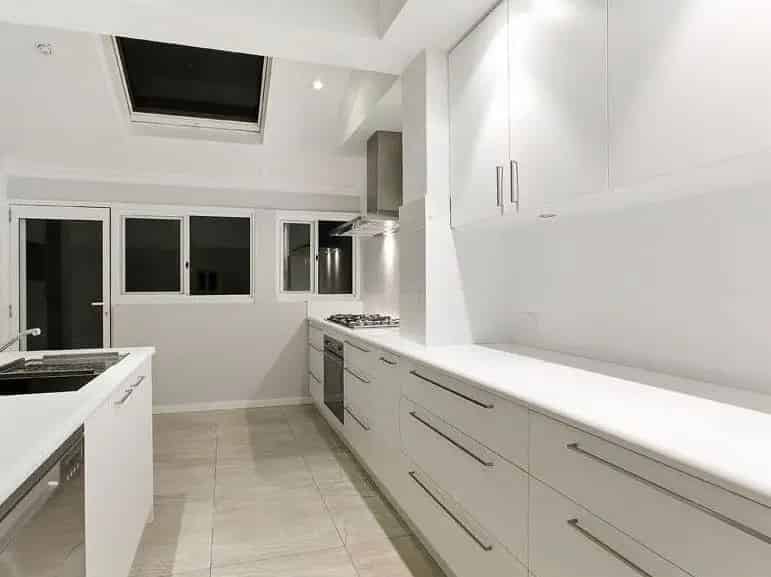 LARGE FAMILY HOME IN GREAT LOCATION
