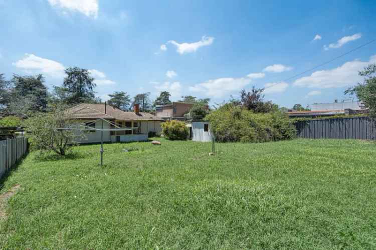 House For Sale in Canberra, Australian Capital Territory