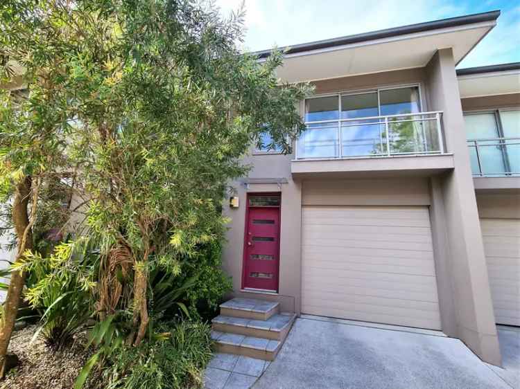 Two Bedroom Townhouse Near Cronulla Beaches