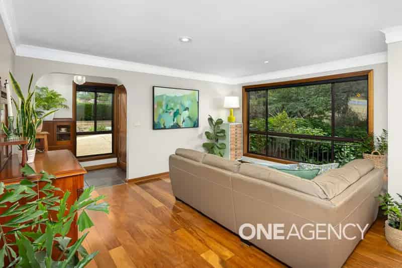 Buy family home in Kooringal with peace and privacy
