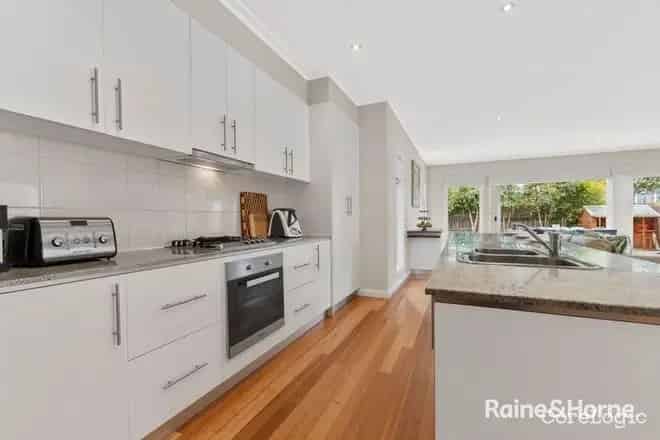 House For Rent , 28, Salisbury Street, Melbourne, Victoria