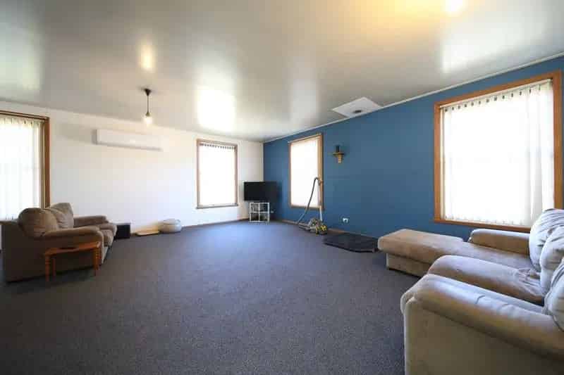 Smart Investment with 8.59% Yield - Tenanted Since 2009!