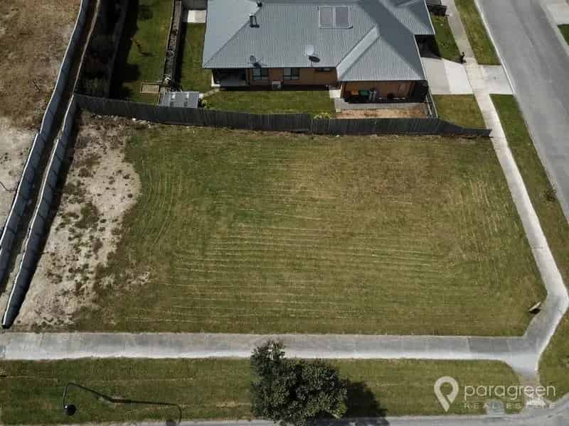 Buy Corner Block Land in Blackwood Drive with Dual Access Potential