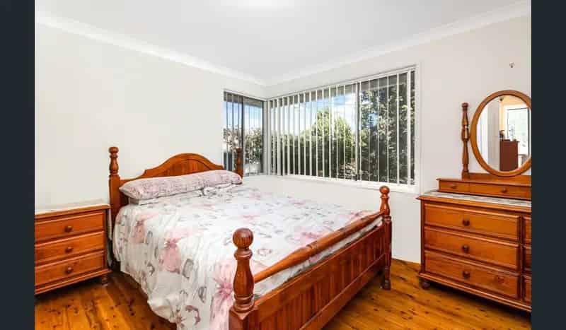 Real Estate For Lease - 5 Murrills Crescent - Baulkham Hills , NSW