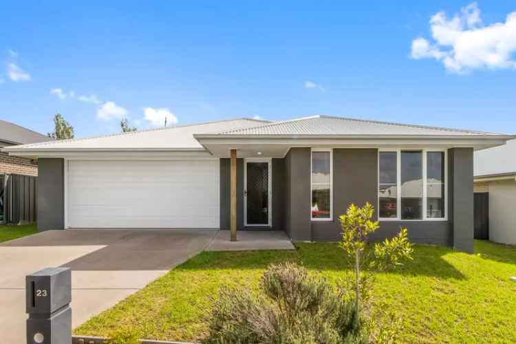 4 Bed Home for Lease Heddon Greta NSW Double Garage Alfresco