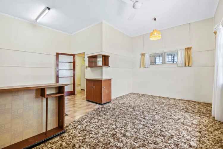 Affordable 3-Bedroom Post-War Home in Coorparoo