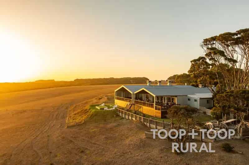 Buy rural property Kangaroo Island with breathtaking views and event space