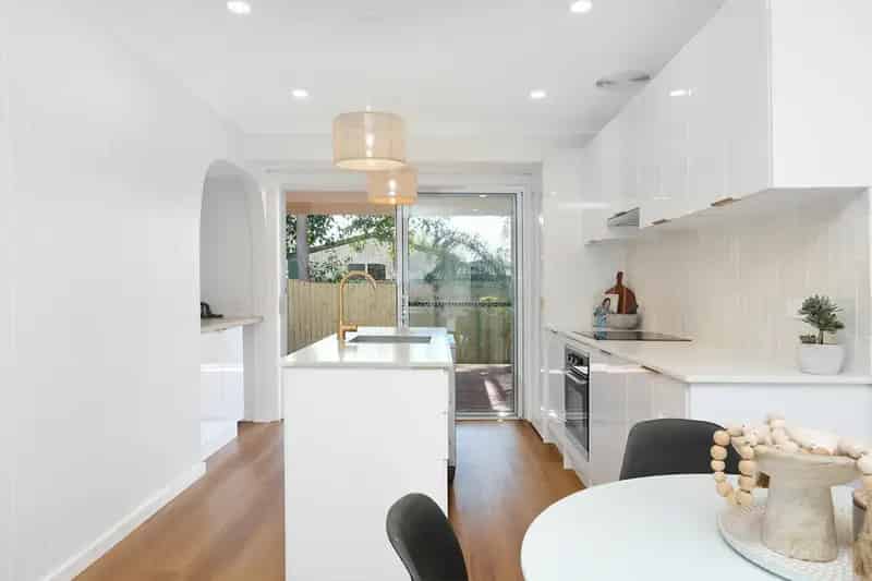 House For Sale , 138, Hansford Road, Gold Coast City, Queensland