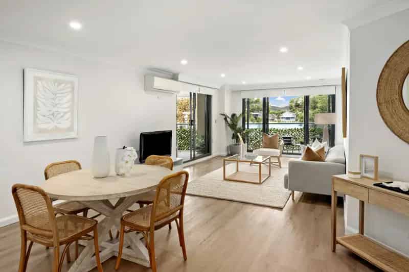 Real Estate For Lease - 104/1348 Pittwater Road - Narrabeen , NSW
