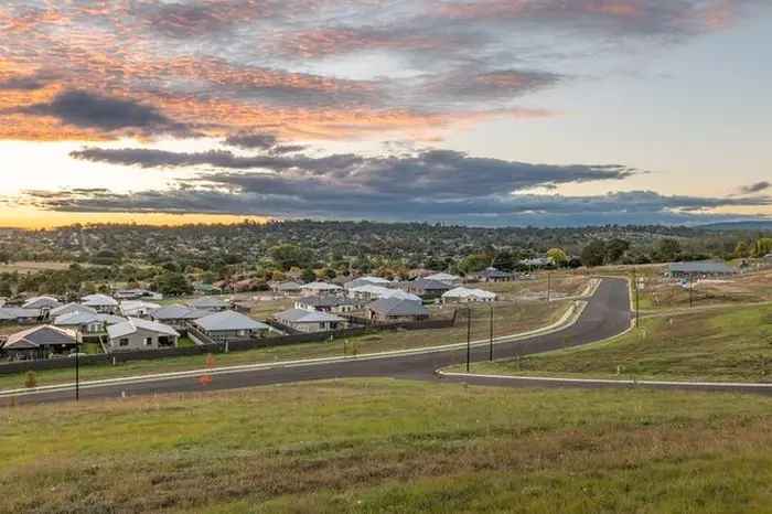 Land For Sale in Armidale, New South Wales