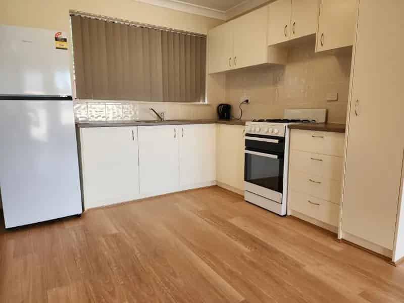 Renovated Cbd Unit With