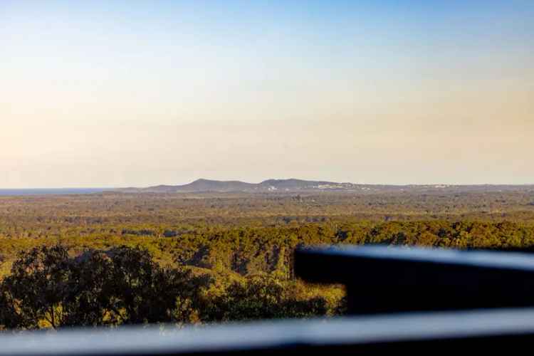 Noosa Hinterland Residence with Panoramic Ocean, Lake & Hinterland Views