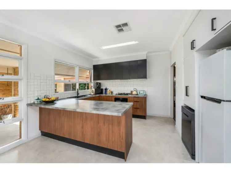 Spacious Mid Century Gem in Golden Square