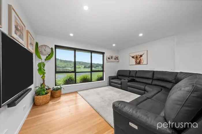 House For Sale in Hobart, Tasmania