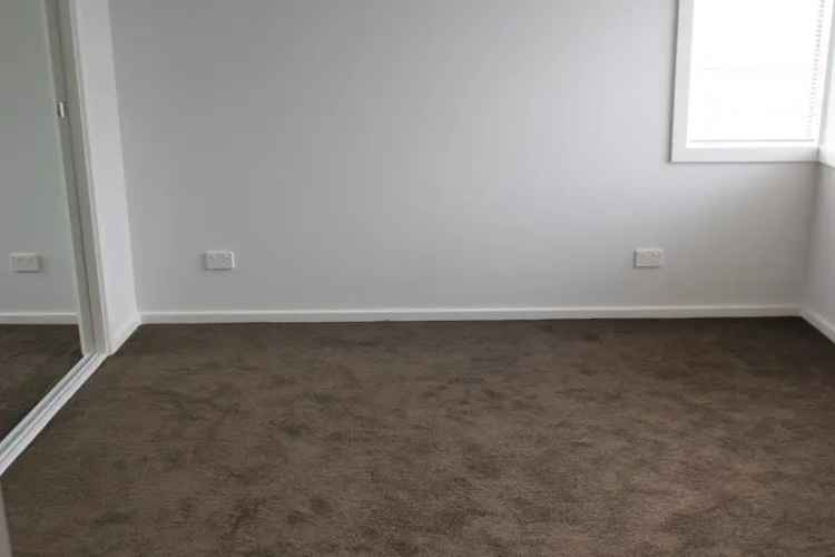 4 rooms house of 286 m² in Melbourne