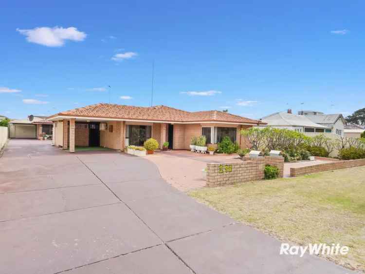 Charming 3 Bedroom Duplex Near Mandurah Foreshore