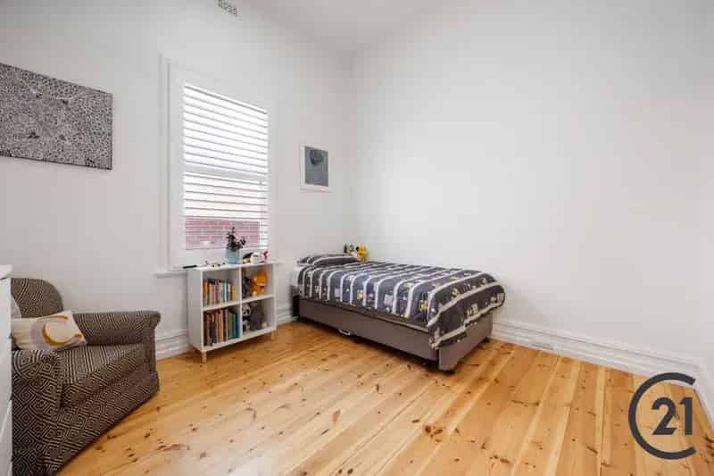 11 Jetty Street, Grange SA 5022 - House Auction