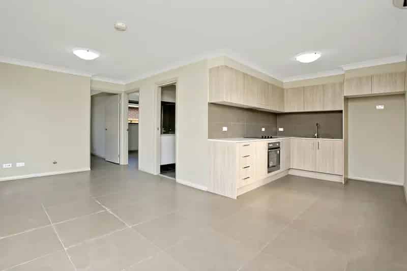 Real Estate For Lease - 39A Kinglake Street - Kellyville , NSW