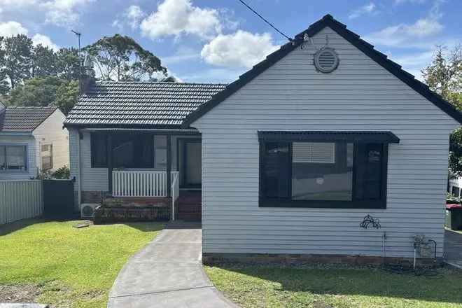 Charming Family Home in Kotara