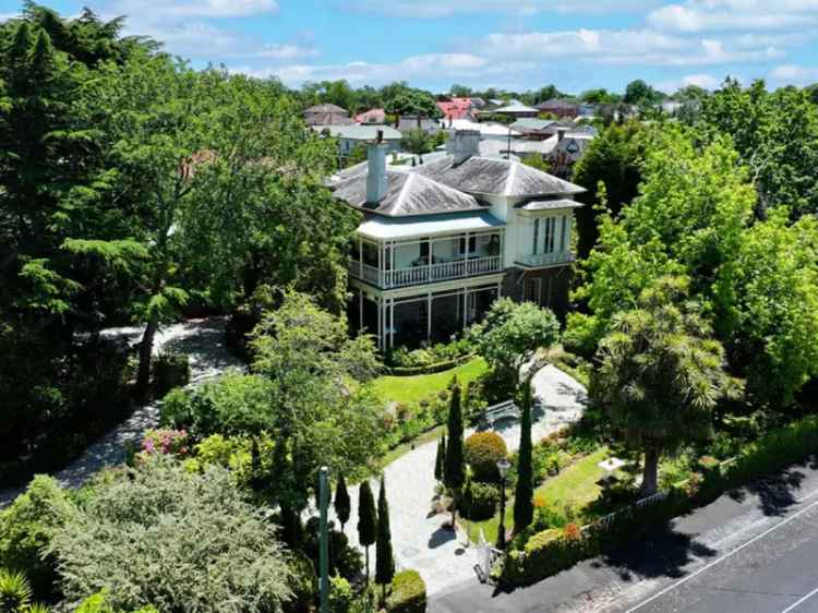 Buy Historical Residence Elsinore in Ballarat with Garden and Cottage