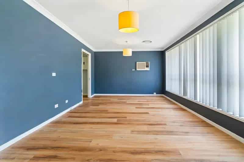 Real Estate For Lease - 10 Merino Drive - Elderslie , NSW