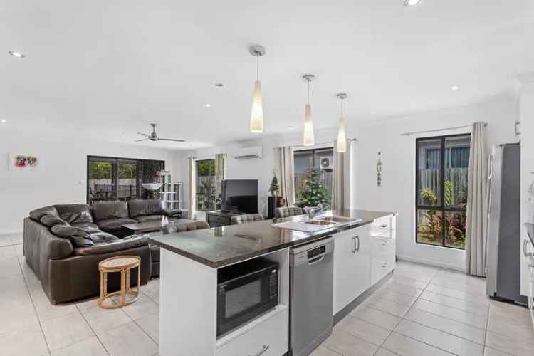 Your Dream Home Awaits: Luxury, Comfort, and Privacy in the Heart of the Whitsundays