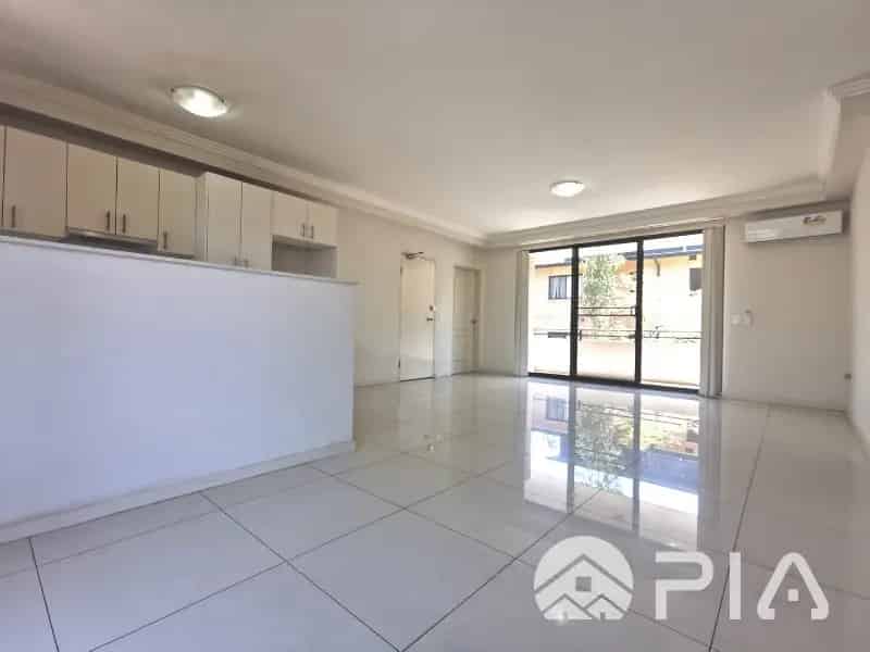Pitt 7 -  2 Bedroom Apartment For Lease!!!