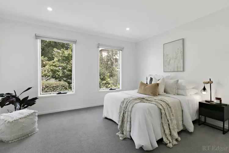 House For Sale in Melbourne, Victoria