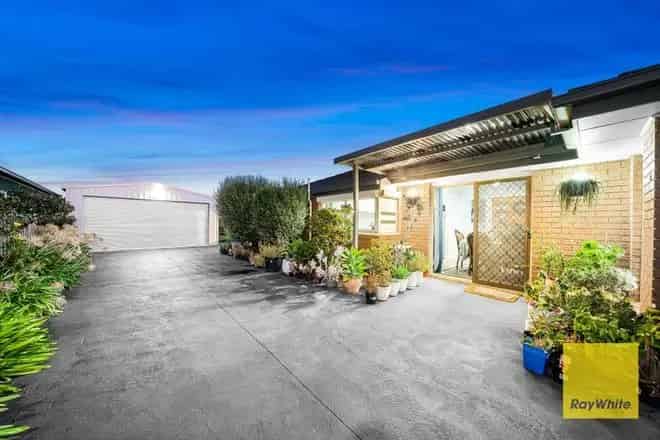 House For Sale , 56, Bellbridge Drive, Melbourne, Victoria
