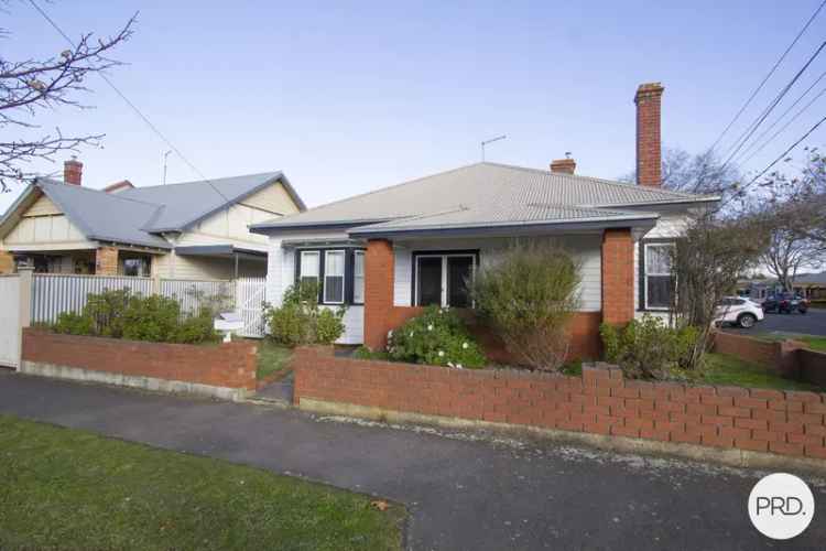 CHARMING HOME WITHIN WALKING DISTANCE TO STURT ST