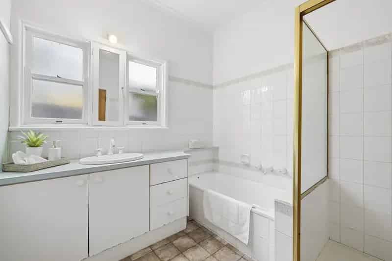 House For Sale , 100, Central Springs Road, Daylesford, Victoria