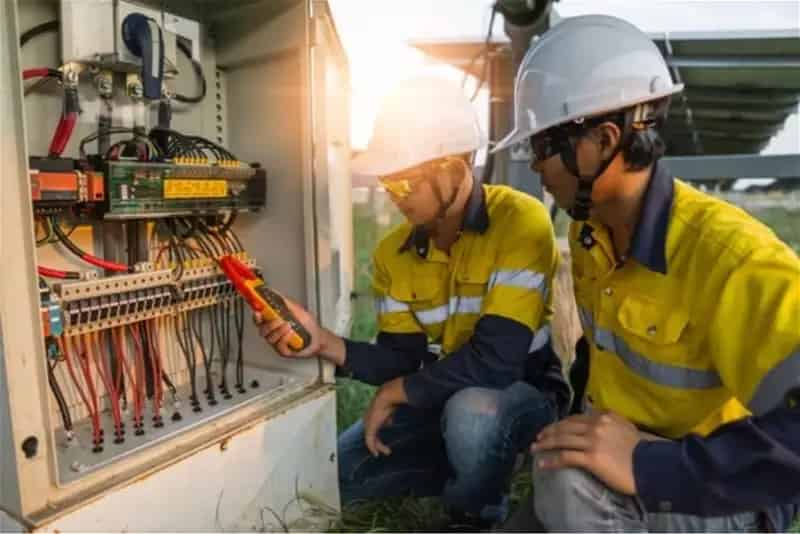 Commercial Electrical, Data & Fibre Optic Installation