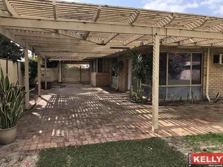 House For Sale in City of Canning, Western Australia