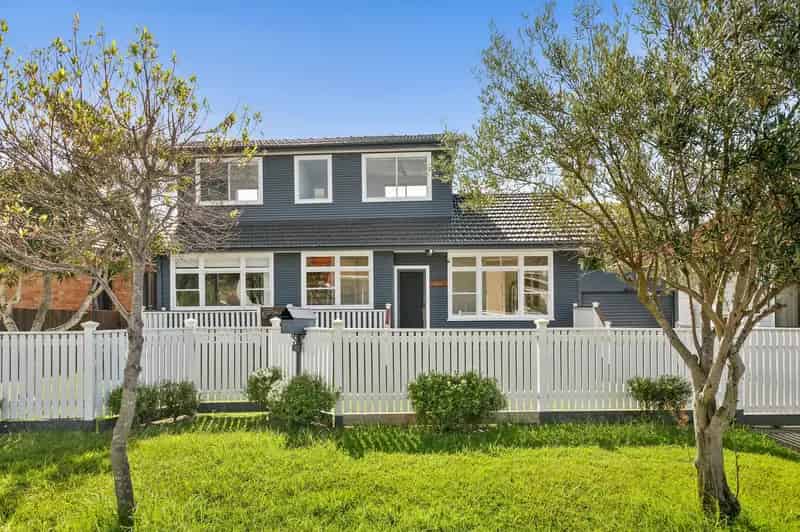 Real Estate For Lease - 63 Hopewood Crescent - Fairy Meadow , NSW