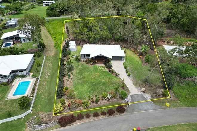 House For Sale in Cannonvale, Queensland