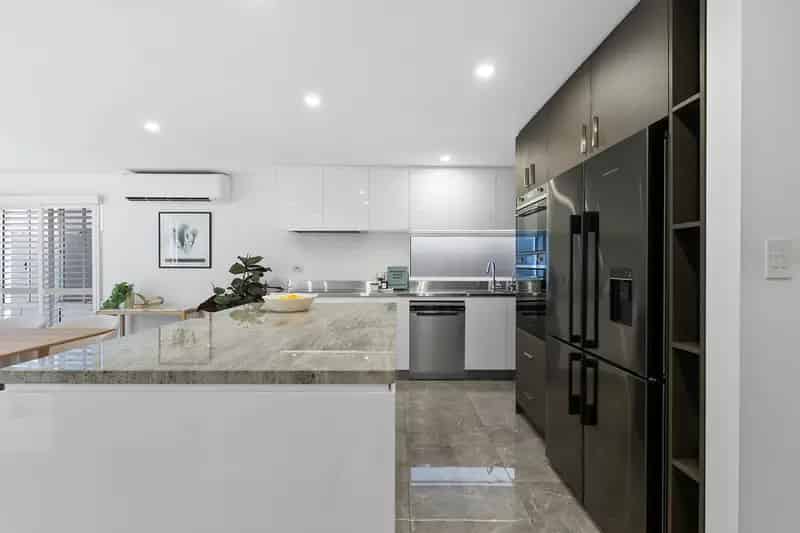Effortlessly Elegant & Perfectly Private in Premier Ascot Location