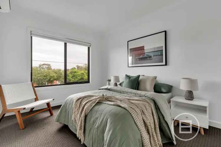 Apartment For Sale in Melbourne, Victoria